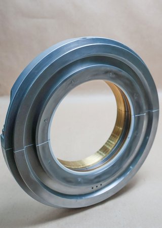 Уплотнение масляное